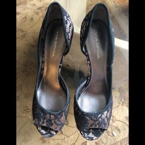 Black Via Spiga heels w/ lace detail.  9.5M.  Fits snug closer to a 9M.